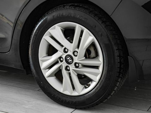 Used 2020 Hyundai Elantra Value Edition image 54