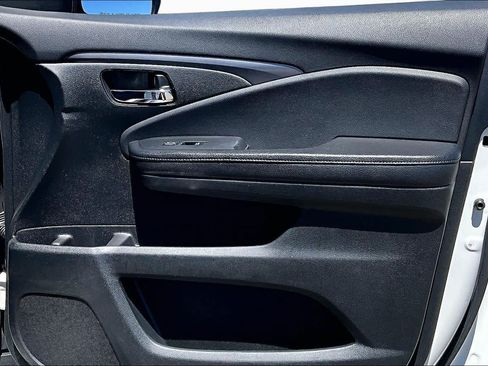 Used 2017 Honda Pilot EX-L image 22