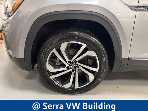 Used 2023 Volkswagen Atlas Cross Sport SEL AWD/4WD image 11