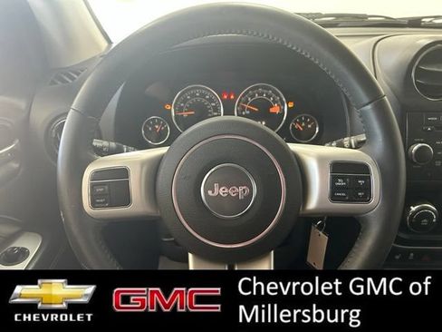 Used 2016 Jeep Compass Latitude AWD/4WD image 14