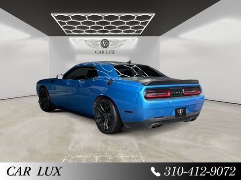 Used 2019 Dodge Challenger R/T Scat Pack w/ T/A Package RWD image 3