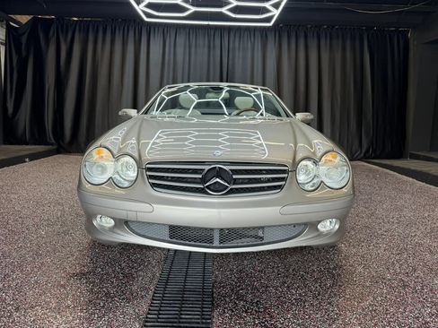 Used 2005 Mercedes-Benz SL 500 image 3