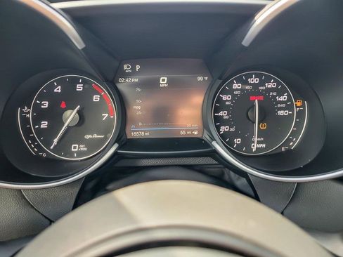 Used 2022 Alfa Romeo Giulia Sprint image 12