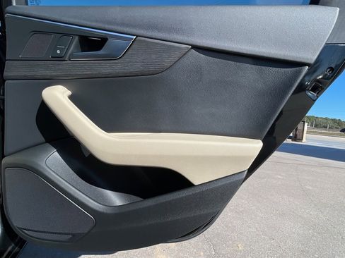 Used 2017 Audi A4 2.0T Premium image 37