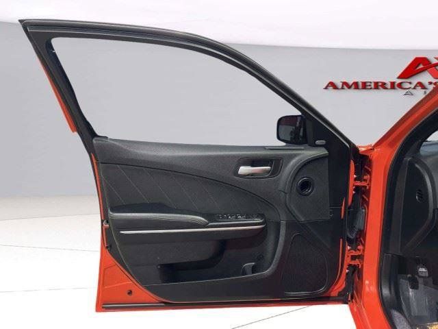 Used 2022 Dodge Charger SXT AWD/4WD image 19