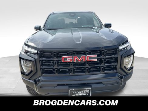 New 2026 GMC Canyon Elevation image 8