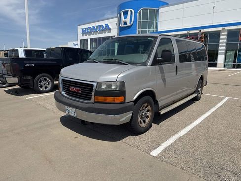 Used 2009 GMC Savana 1500 AWD Passenger w/ LT Preferred Equipment Group image 1