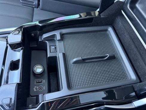 Used 2015 Land Rover Range Rover Sport HSE image 22