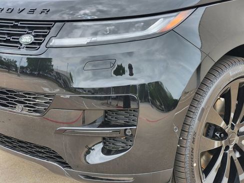 New 2026 Land Rover Range Rover Sport SE image 5