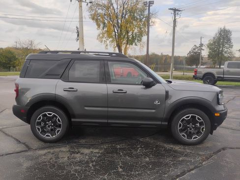 New 2025 Ford Bronco Sport Outer Banks w/ Outer Banks Tech Package+ AWD/4WD image 4