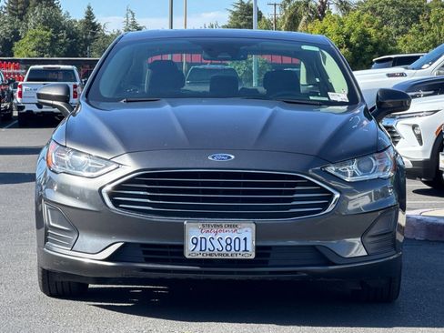 Used 2020 Ford Fusion SE FWD image 10