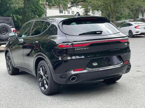 New 2024 Dodge Hornet R/T Plus w/ Track Pack image 10