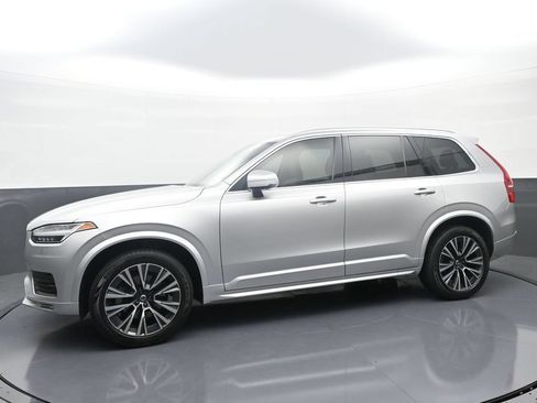 Used 2022 Volvo XC90 T6 Momentum w/ Advanced Package AWD/4WD image 4