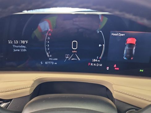 Used 2024 Cadillac XT4 Luxury FWD image 11