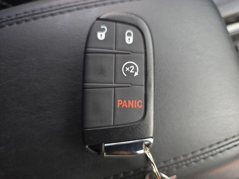 Used 2023 Jeep Compass Limited w/ Sun and Sound Group AWD/4WD image 34