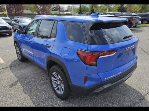 Used 2026 GMC Terrain Elevation AWD/4WD image 2