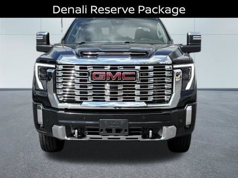 Used 2024 GMC Sierra 3500 Denali w/ Denali Reserve Package AWD/4WD image 5
