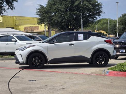 Used 2021 Toyota C-HR Nightshade image 4