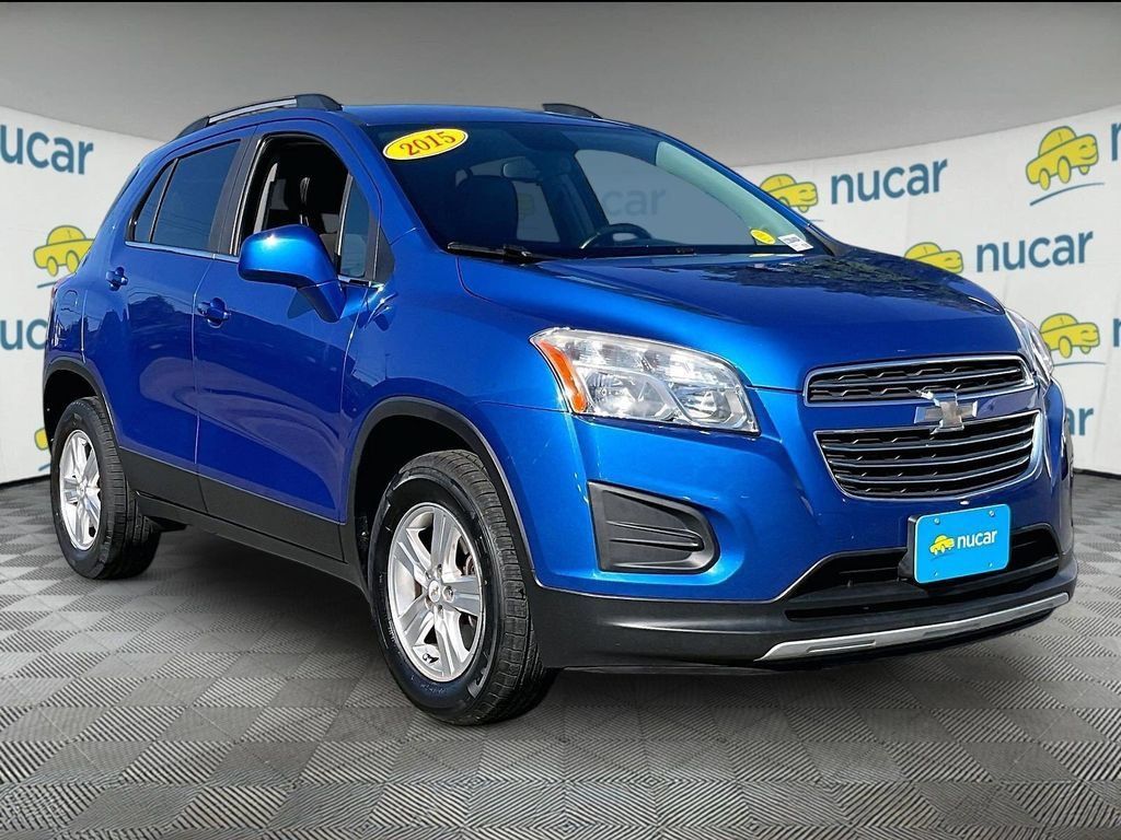 Used 2015 Chevrolet Trax LT w/ LT Plus Package AWD/4WD image 1