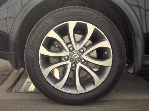 Used 2013 Nissan Juke S w/ Sport Pkg FWD image 7