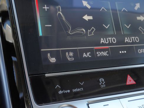 Used 2023 Audi A8 L 3.0T AWD/4WD image 28