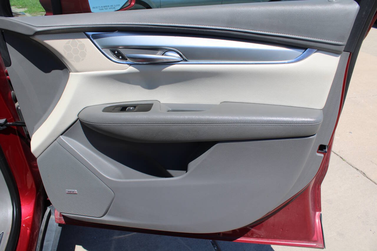Used 2019 Cadillac XT5 Luxury AWD/4WD image 10