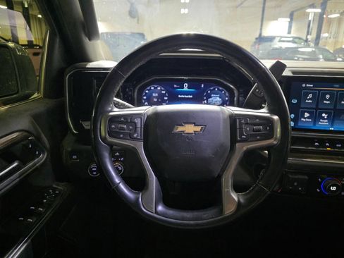 Used 2024 Chevrolet Silverado 1500 LT RWD image 19