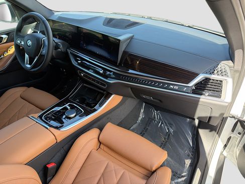 Used 2026 BMW X5 xDrive40i image 14