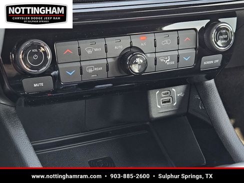 New 2026 Jeep Compass Latitude w/ Quick Order Package 29K AWD/4WD image 17