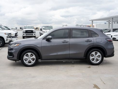 Certified 2024 Honda HR-V LX image 9