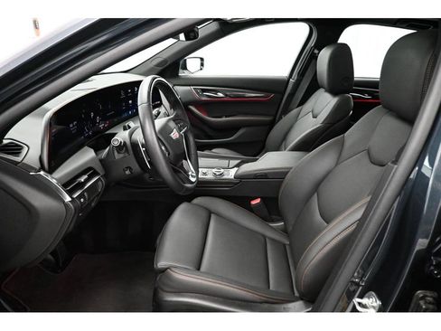 Used 2025 Cadillac CT5 Sport RWD image 33