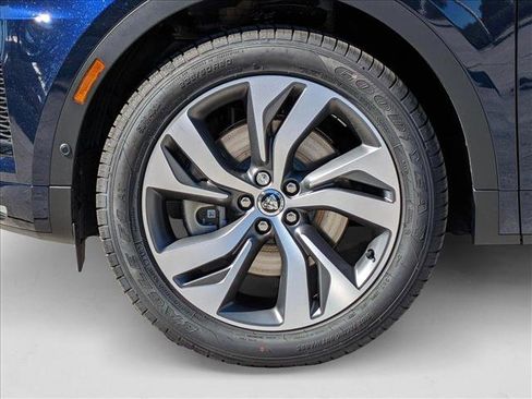 New 2024 Jaguar E-PACE R-Dynamic SE image 10