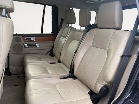 Used 2015 Land Rover LR4 HSE image 13