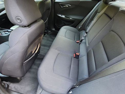 Used 2022 Chevrolet Malibu LT image 8