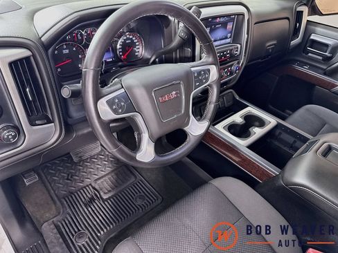 Used 2015 GMC Sierra 2500 SLE w/ SLE Preferred Package AWD/4WD image 11