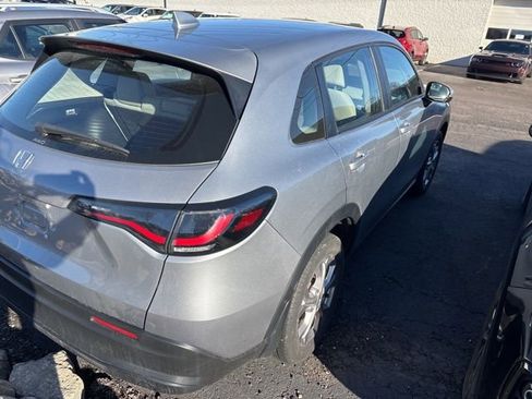 Used 2024 Honda HR-V LX image 5