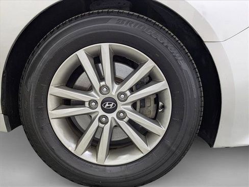 Used 2016 Hyundai Sonata SE image 21