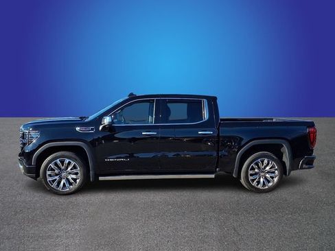 Used 2023 GMC Sierra 1500 Denali w/ Denali Reserve Package AWD/4WD image 4
