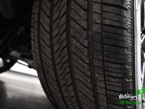 Used 2026 Cadillac Escalade V w/ LPO, ONYX Package image 57