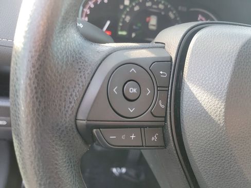 Used 2024 Toyota RAV4 LE image 27