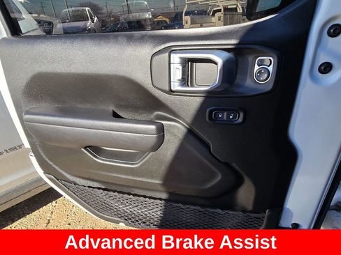 Certified 2024 Jeep Wrangler Sport S image 14