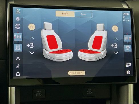 Certified 2025 Land Rover Discovery Sport S image 21