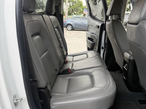 Used 2022 Chevrolet Colorado W/T w/ WT Convenience Package image 15