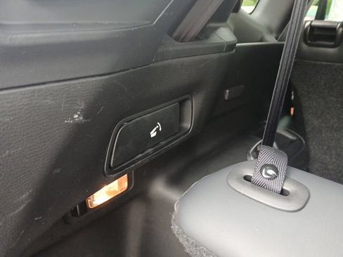 Used 2022 Mitsubishi Outlander SEL AWD/4WD image 13