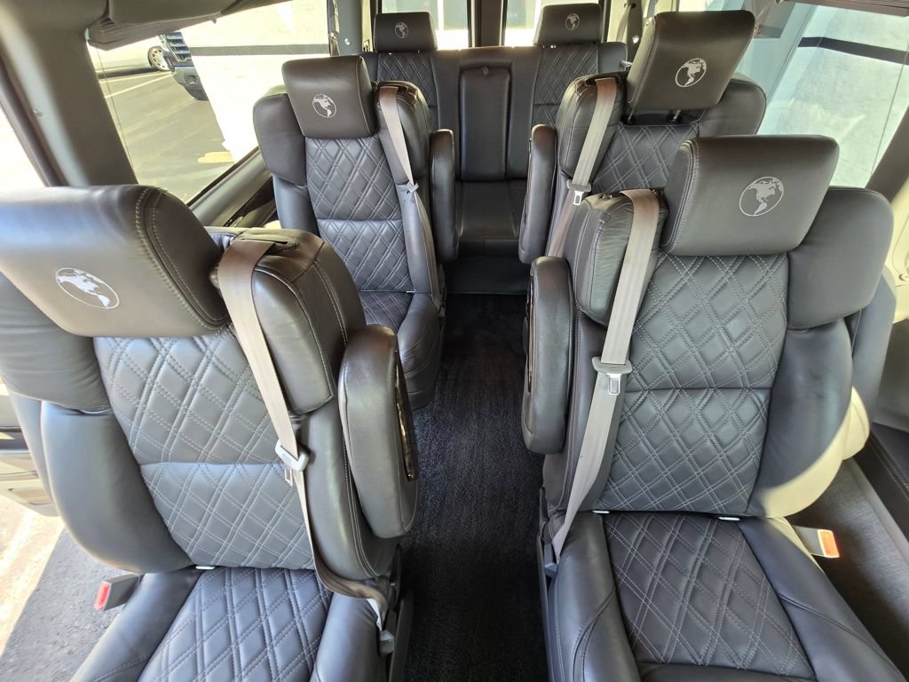 Used 2022 Chevrolet Express 2500 Extended w/ Enhanced Convenience Package RWD image 36