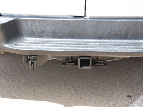 Used 2014 Nissan NV 3500 SL w/ Technology Package RWD image 5