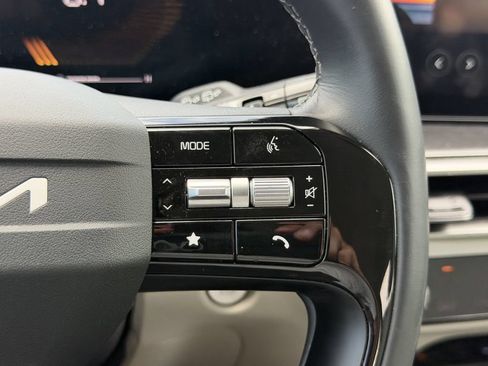 Used 2026 Kia Sorento S FWD image 34
