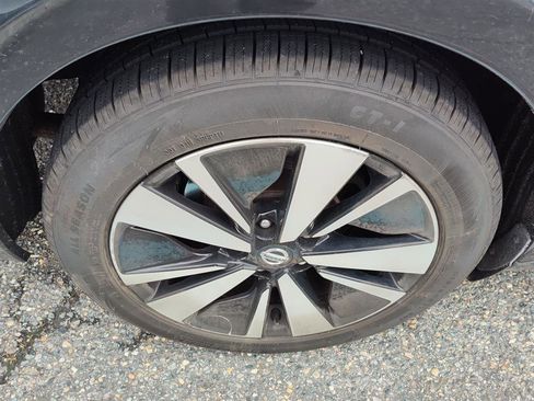 Used 2021 Nissan Altima 2.5 SV FWD image 5