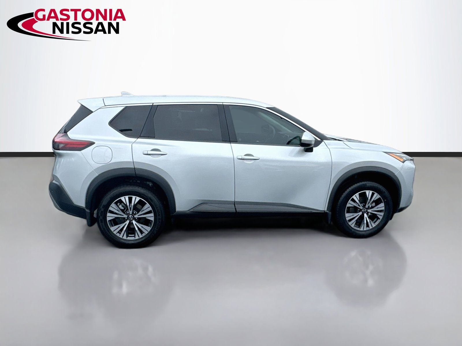 Used 2023 Nissan Rogue SV FWD image 10