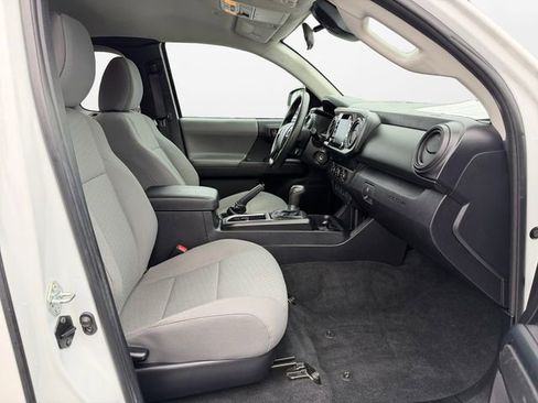 Used 2021 Toyota Tacoma SR image 15